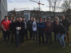 Austauschschüler beim Partner der Dualen Ausbildung. Austauschschüler beim Partner der Dualen Ausbildung.