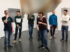 Völlige Ekstase auch unter den Schülern. Völlige Ekstase auch unter den Schülern.